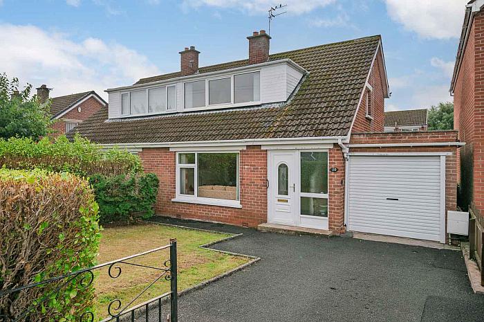 10 Killeen Drive — John Minnis Estate Agents