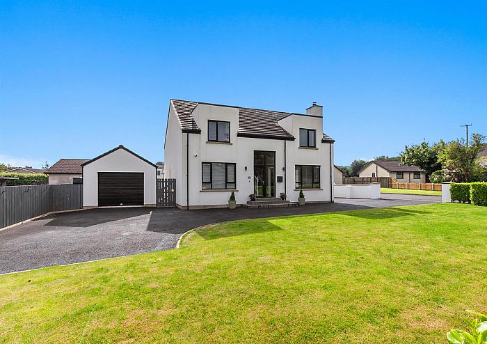 42A Bernice Road — Colin Graham Residential