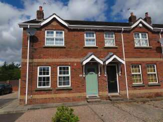 8 Oaktree Manor Waringstown Craigavon BT66 7PG — Jones Estate Agents (Lurgan)