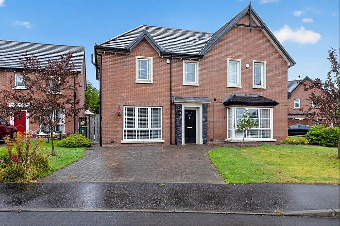 27 Meadow Crescent — Templeton Robinson