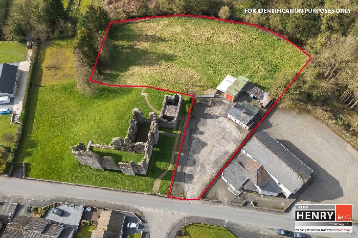 4 CASTLE ROAD — Tom Henry & Co