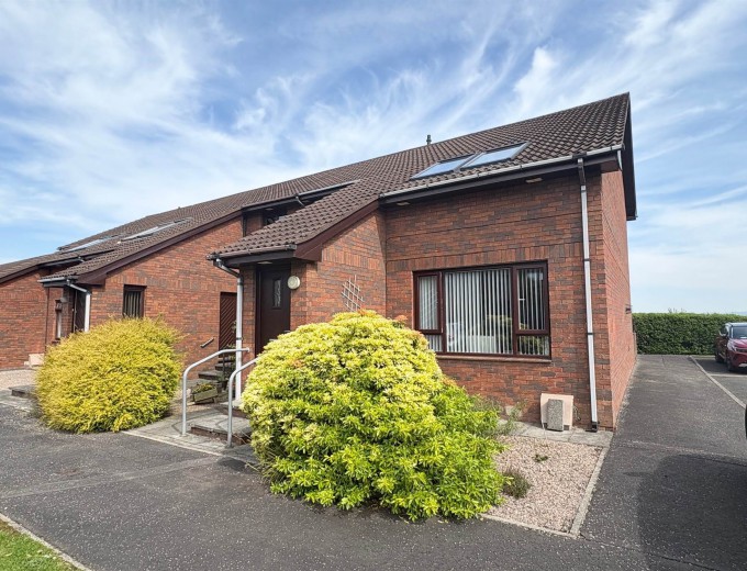 28 Drumkeen Court — John Minnis Estate Agents