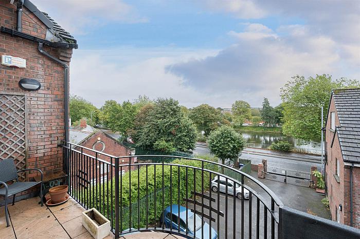9 Stranmillis Reach — Templeton Robinson