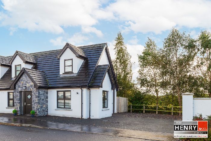 27 BLACKWATER VIEW — Tom Henry & Co