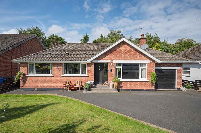 9 Riverside Road — John Minnis Estate Agents