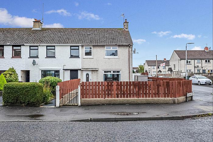81 Moss Road — Templeton Robinson