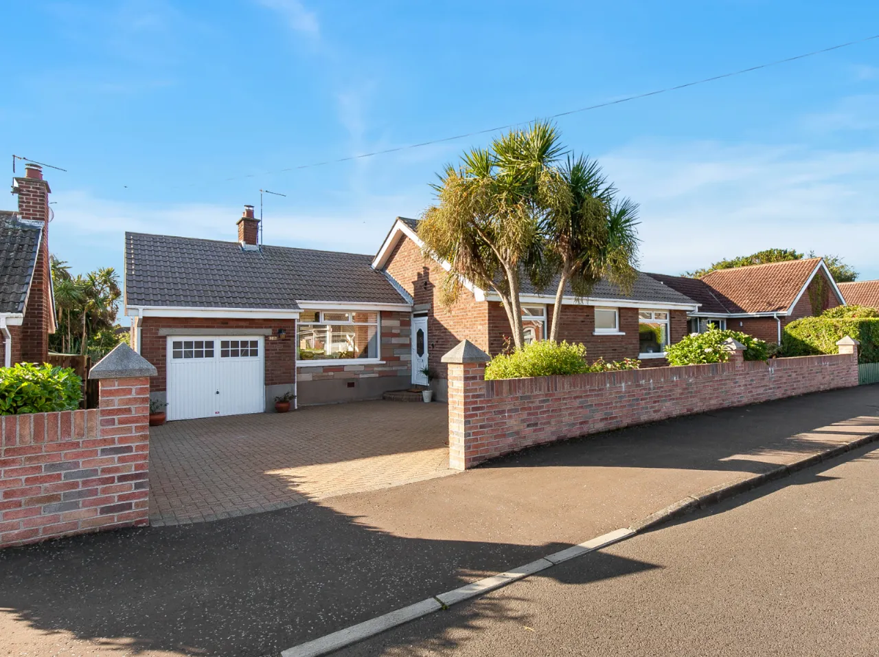 26 Craigowen Road, Carrickfergus — Simon Brien Residential