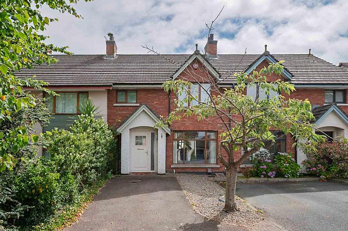 22 Kinwood Grange — John Minnis Estate Agents