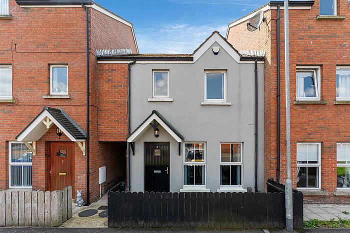 2 Lawnbrook Square — Colin Graham Residential