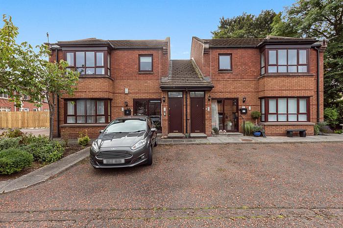 7 Cabin Hill Mews — Templeton Robinson