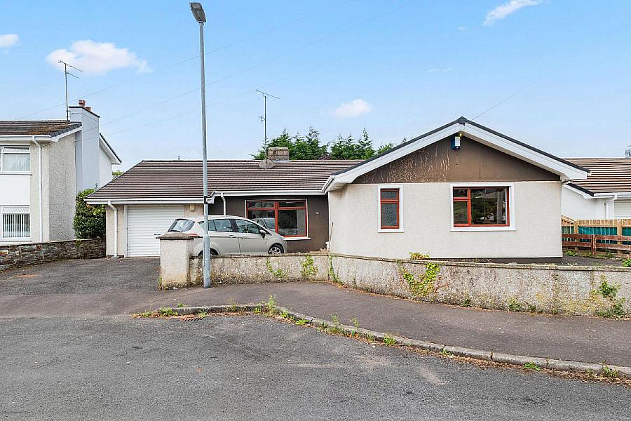 5 Cloonavin Park, Coleraine, BT52 1RU — Armstrong Gordon (Portstewart)