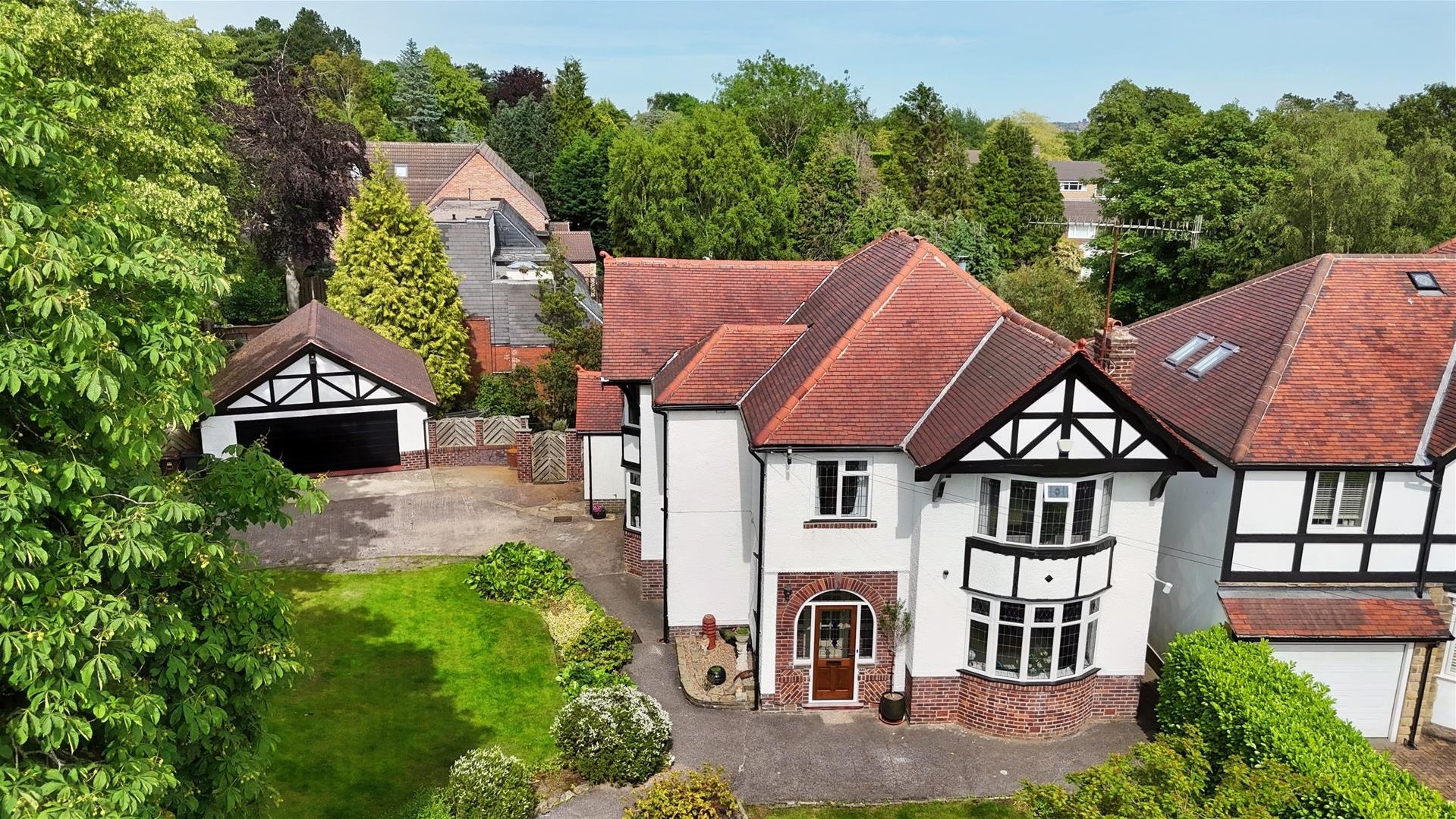 286 Dobcroft Road, Ecclesall, Sheffield Offers around — Saxton Mee
