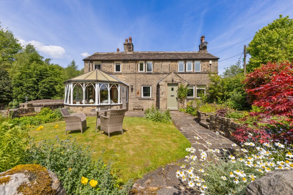 Hepworth Road, Jackson Bridge, Holmfirth, HD9 1ET — Wm Sykes