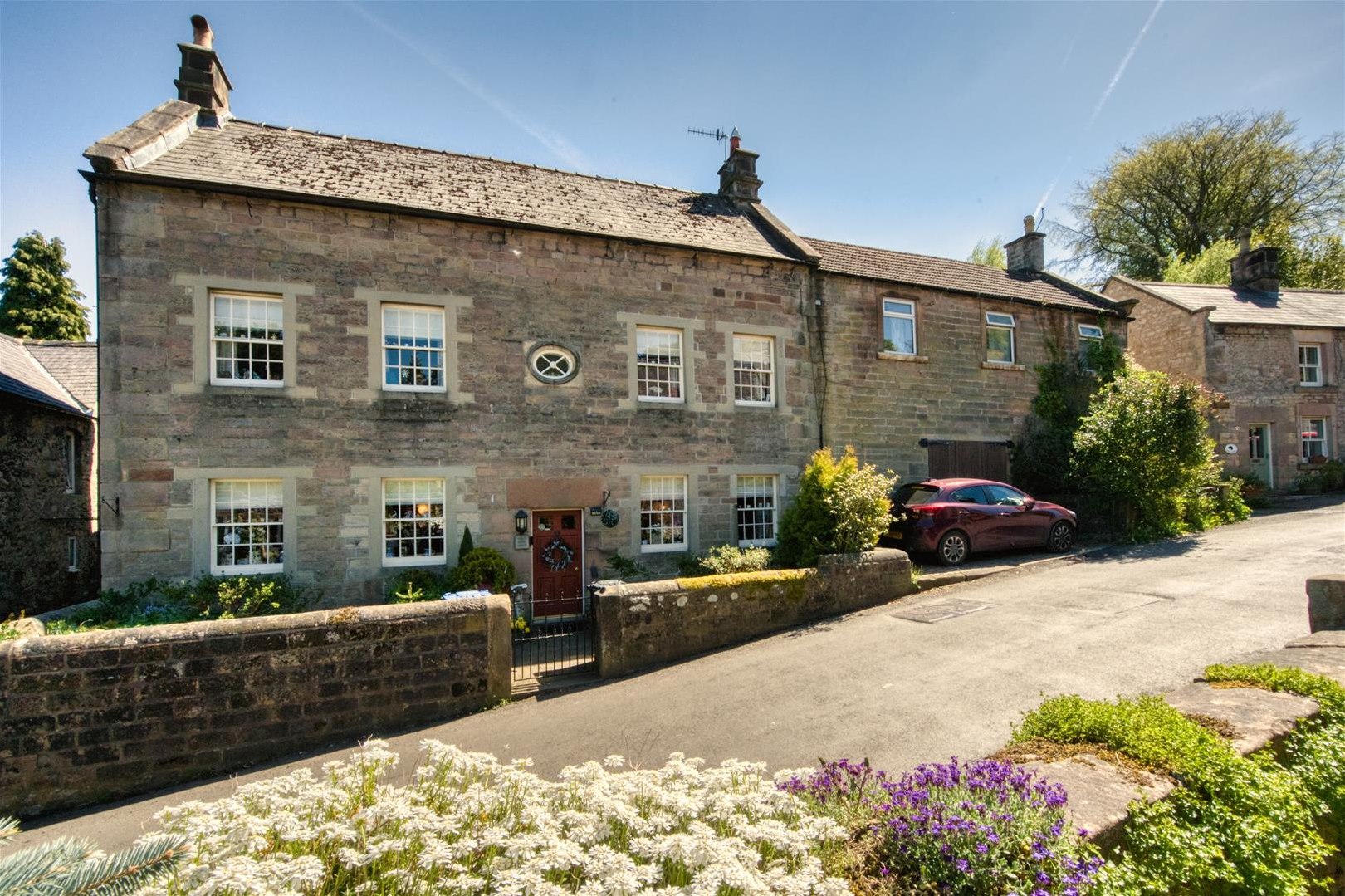 West Bank, Winster, Matlock Offers around — Saxton Mee