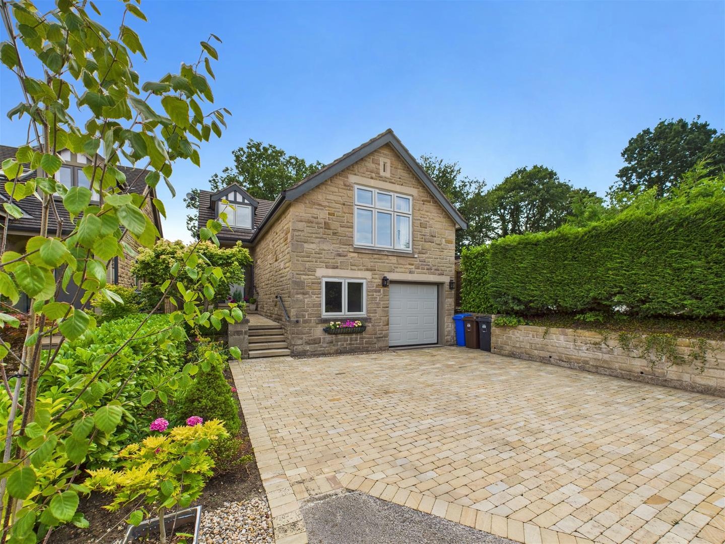 Dore Road, Dore, Sheffield Guide price — Saxton Mee