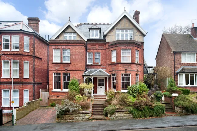 Molyneux Park Road, Tunbridge Wells — Alexandre Boyes