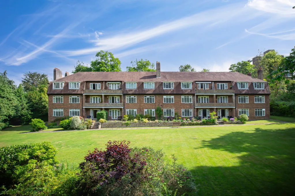 Molyneux Park Road, Tunbridge Wells — Alexandre Boyes