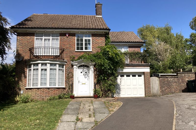 Whittingehame Gardens, Brighton — Beaumonts