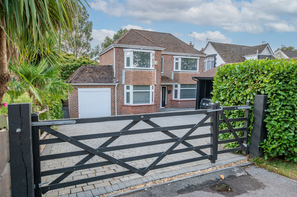 Portsmouth Road Horndean — Archbold Edwards