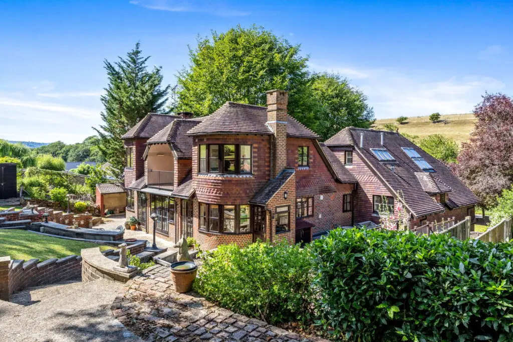 Henfield Road, Upper Beeding, Steyning, BN44 3TF — Jacobs Steel