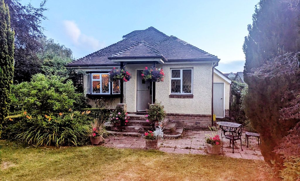 Clare Cottage, Farm Lane, Ashurst, Southampton, SO40 7AX — The New Forest