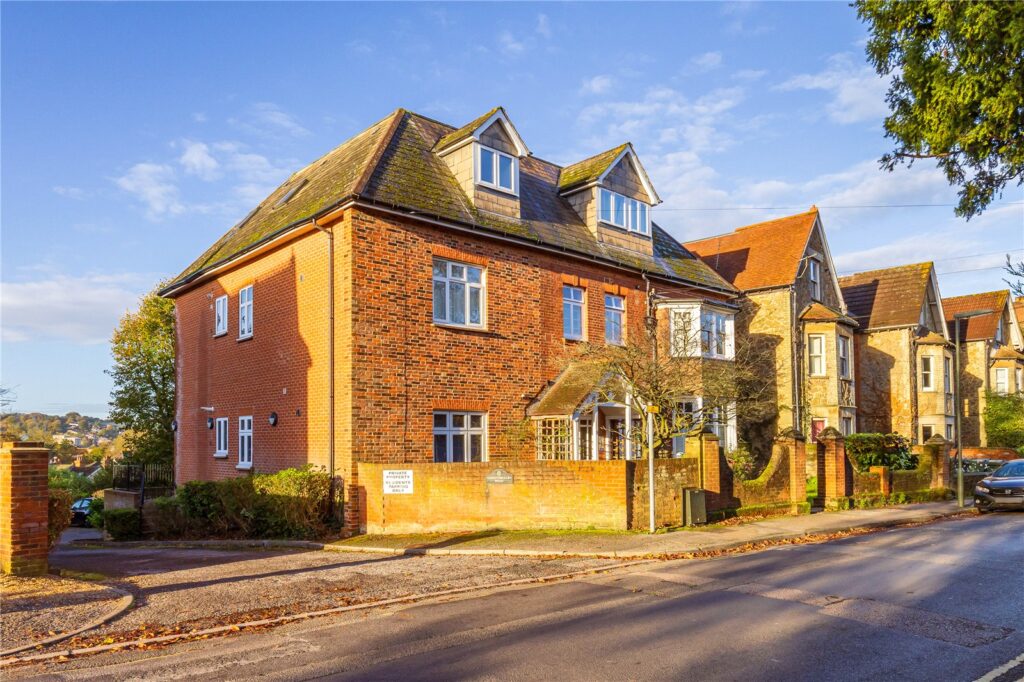 Nightingale Road, Guildford — Grantley Sales & Lettings