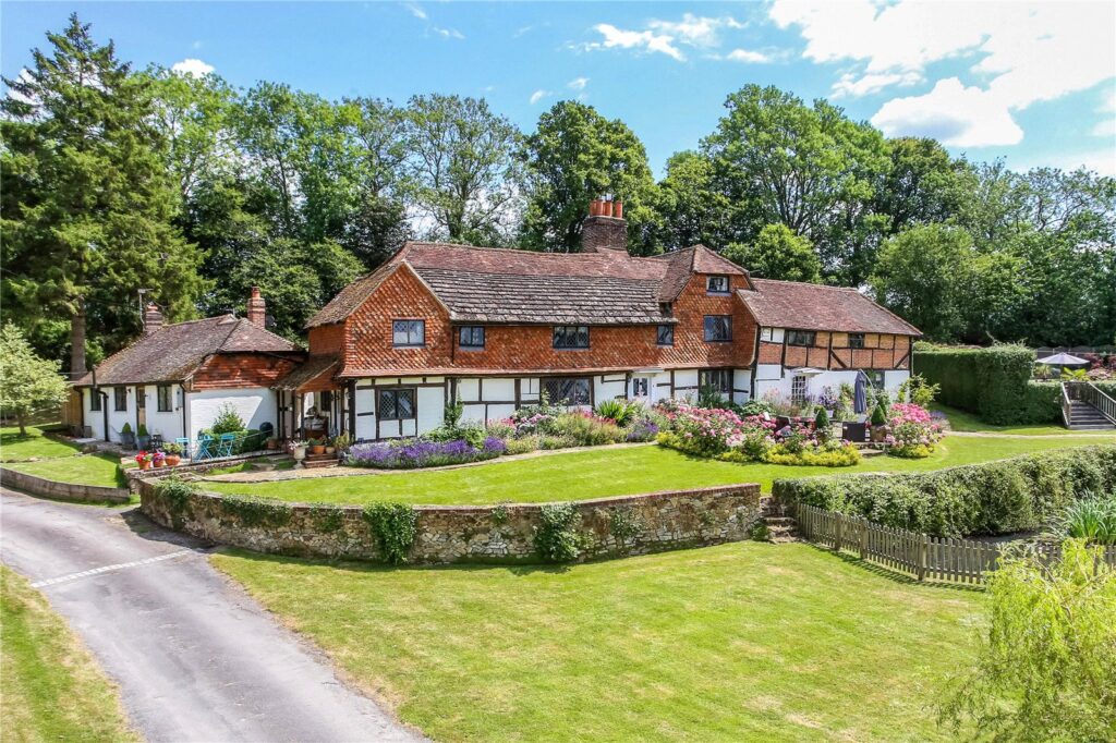Holmbury Road, Ewhurst — Grantley Sales & Lettings