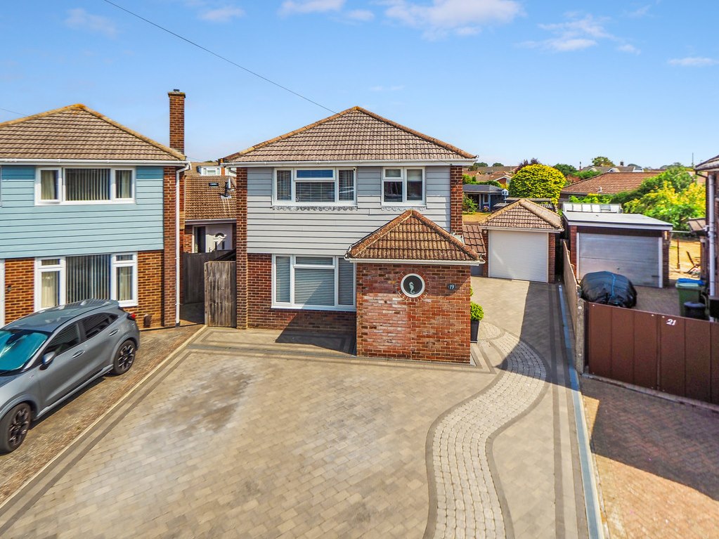 Berkeley Close, Hill Head, Fareham — Jeffries & Dibbens
