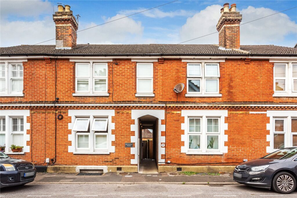 Springfield Road, Guildford — Grantley Sales & Lettings