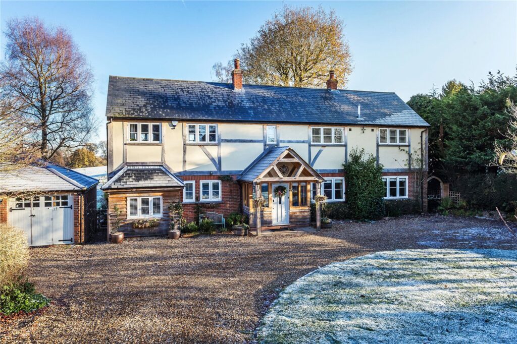 Burrows Lane, Gomshall — Grantley Sales & Lettings