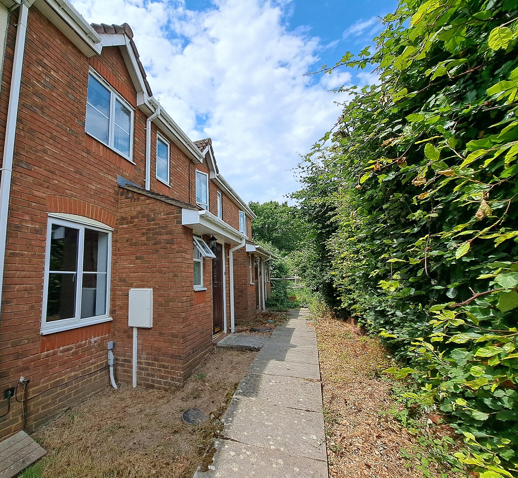 Beaulieu Drive, Stone Cross, BN24 5DN — Home Sweet Home
