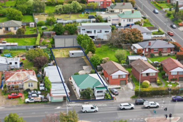 1-2/34 Main Road, CLAREMONT TAS 7011 — Roberts Glenorchy