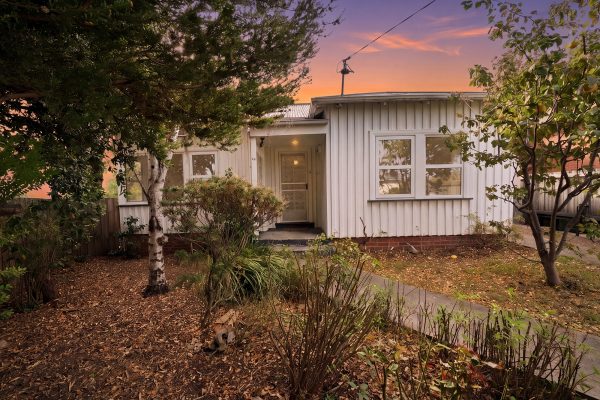 10 Kendall Street, LUTANA TAS 7009 — Roberts Glenorchy