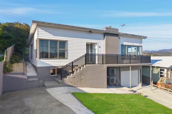 22 Ash Street, LUTANA TAS 7009 — Roberts Glenorchy