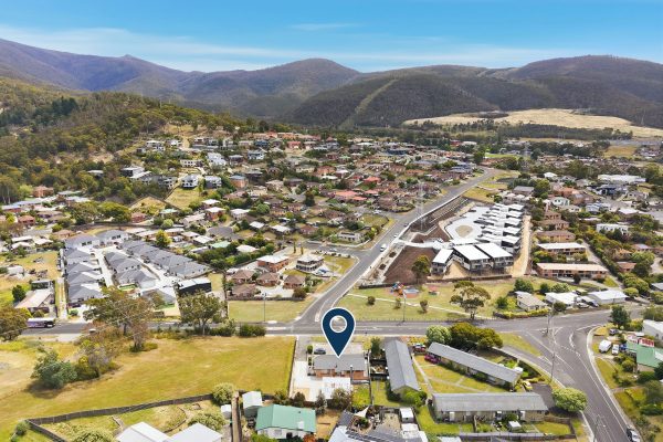 81 Barossa Road, GLENORCHY TAS 7010 — Roberts Glenorchy