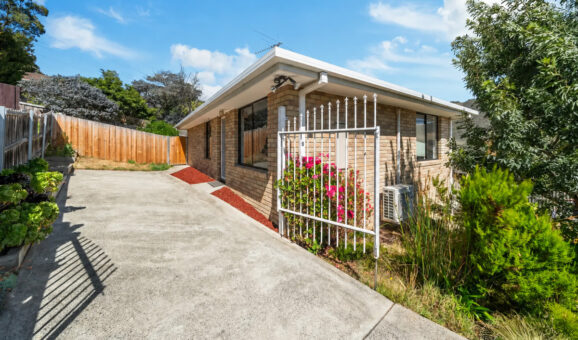 Glenorchy 1 / 8 Longley Court — Wolf Property
