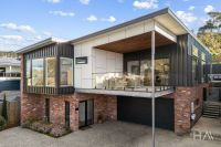 2/24 Strahan Road — Harrison Agents Hobart