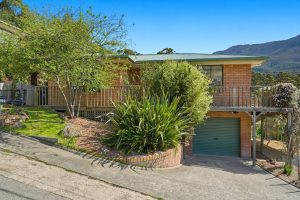 2/122B Strickland Avenue, South Hobart TAS 7004 Sold — Slate Estate Agents