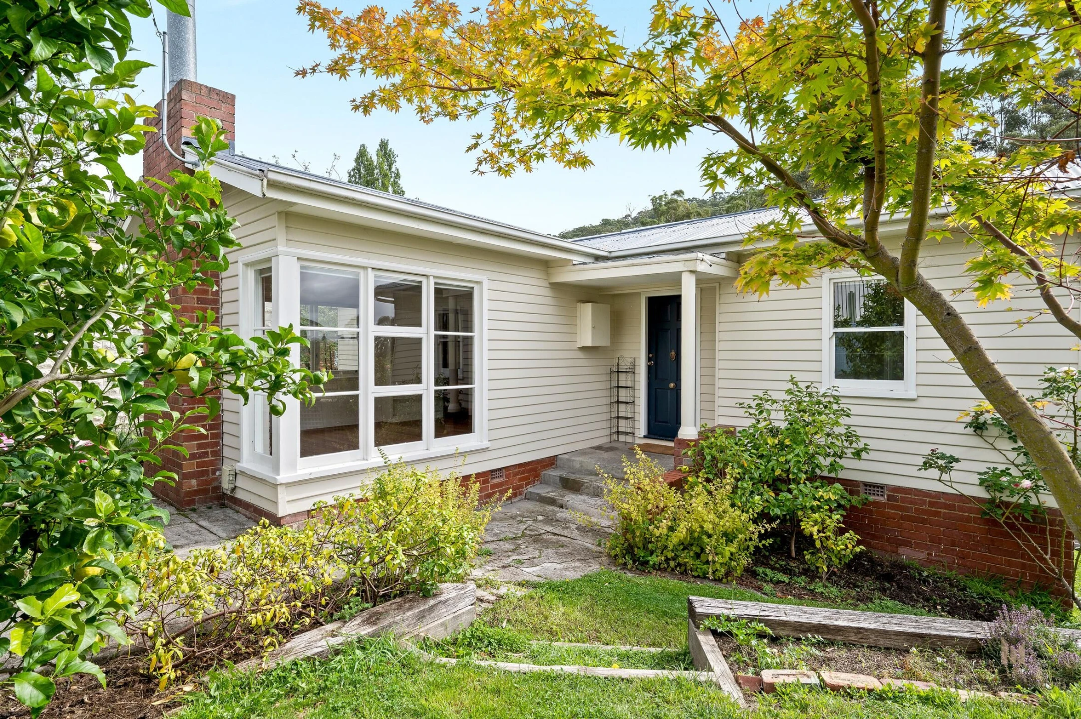 17 Apsley Street, South Hobart TAS 7004 — New Haus Agency