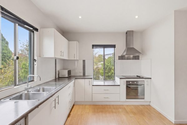 62 Bowen Road, LUTANA TAS 7009 — Roberts Glenorchy