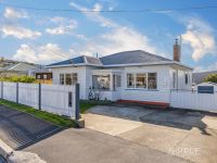31 Pitcairn Street — Ripple Realty